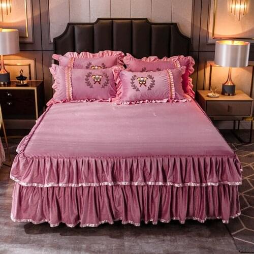 2019 new products Cotton wool towel embroidery Bedspread Fitted Sheet Pillowcases 2/3pcs Luxury Princess Lace Bedding