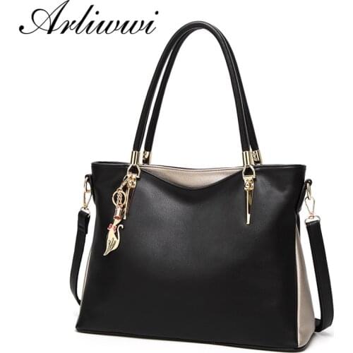 Arliwwi Elegant Ladies Tote Handbag Big PU Leather Panelled Womens Fashion Solid Bags With Delicate Pendants P019