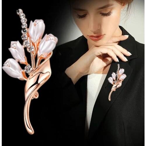 Elegant Golden White Tulip Brooch Sweet Flower Pin Gift For Women Party Jewelry