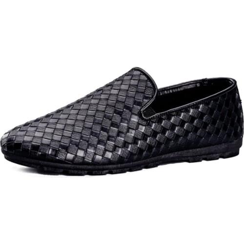 New Men Casual shoes breathable Leather Loafers Office Shoes For Men Driving Comfortable Slip on Fashion Wedding Shoes R3-35