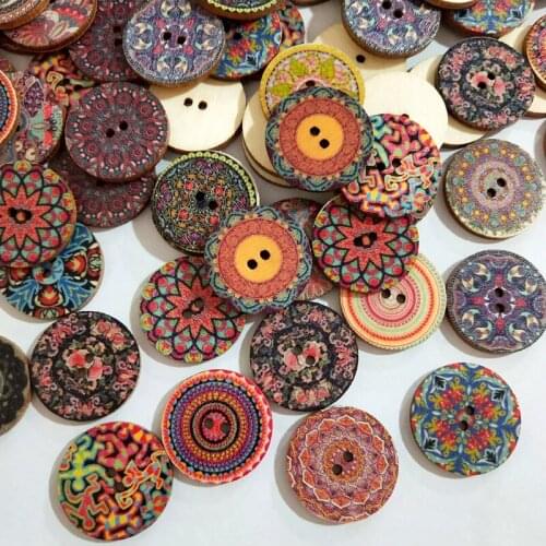 Hot Sale 50Pcs 15/20/25mm Wood Buttons Retro Series for Handwork Sewing Scrapbook Clothing Crafts Accessories Gift Card Decor