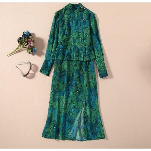 And American womens European dress 2021 summer new styles Long-sleeve stand-up collar button Green printing Fashionable dress