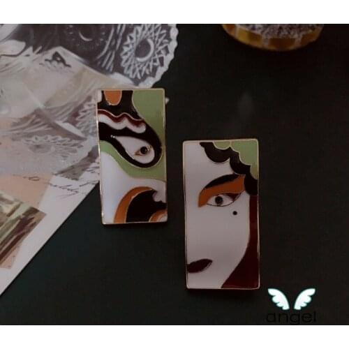 2020 New Arrival Brooches Jewelry Peking Opera Blues Enamel Brooch Facebook Literary Color Delicate Suit Different Lovely Woman