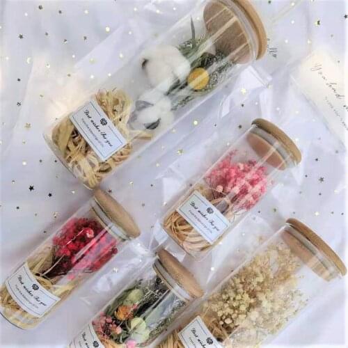 Valentines Day Mothers Day Gift Dried Flower Bouquet Luminous Wishing Bottle Glass Bottle Bouquet Gypsophila Rose Kapok