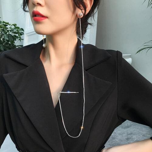 Elegant Asymmetric Tassel Pearl Earrings with Hair Clip Sparkly Long Alloy Fine Chain Dangler Women Personality Earrings Party
