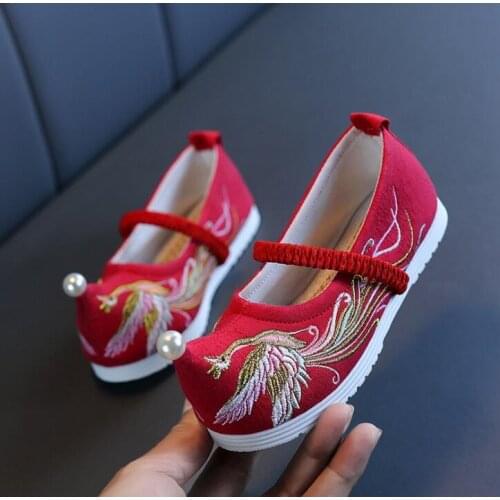 Hot kids girls cloth shose hanfu girls embroidered shoes soft bottom sneakers Hanfu Retro girls embroidered Casual shoes