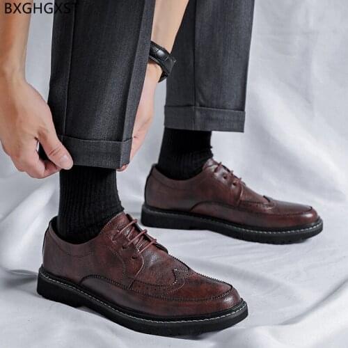 Brown Brogues Mens Oxford Leather Shoes Black Wedding Shoes for Men 2021 Black Man Fashion Dress Shoes Mens Fashion Pointed Toe