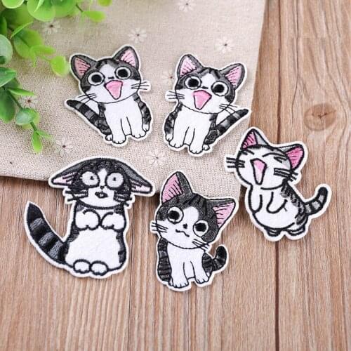 Iron on Patches Clothes Bag Cap Cartoon Fashion Sticker DIY Craft Repair Decoration Hotfix Applique