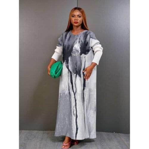 2021 Robe Summer New Miyake Pleated Dress Super Long Casual Temperament Landscape Painting Ladies Dress 18 To 45 Can Be Worn