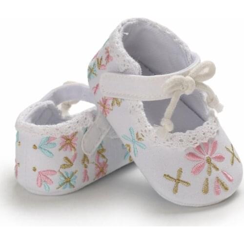 Lovely Floral 0-18M Newborn Baby First Walkers Embroidery Baby Toddler Princess Crib Soft Sole Shoes