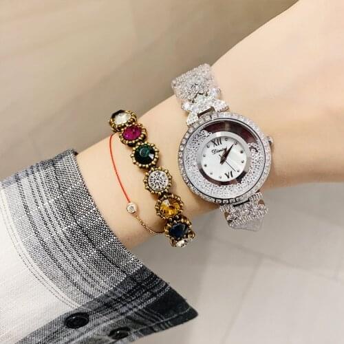 Horloges vrouwen Woman Diamond Watches Mission Runway Quartz Watches Lady Female Bracelet Wrist Watch Women Clock relojes mujer