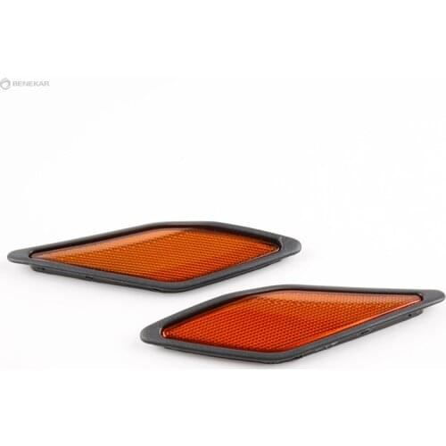 Left Right Bumper Fender Reflectors Side Reflector for Mitsubishi Pajero Montero V75W 00-02