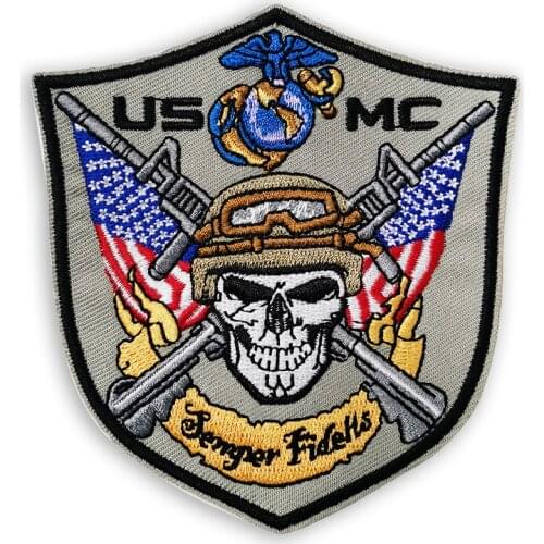 Gunfighter Pirate Skull Flag Embroidery Patch Iron on Badge for Clothing Applications Army Motorcycle Biker Stickers