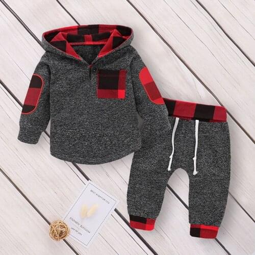 PatPat Autumn and Winter New Casual Newborn Cotton Fashion Plaid Design Long-sleeved Hooded Tops and Pants for Baby Set