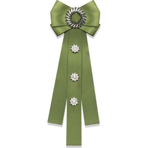 Korean Ribbon Rhinestone Bow Brooch Fabric Bowtie Lapel Pins and Brooches Shirt Collar Fashion Jewelry for Women Accessories