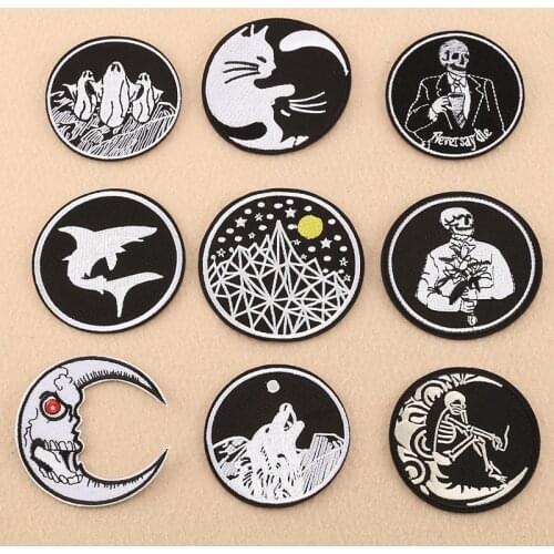 New Patch Stickers Computer Embroidery Patch Black and White Round Badge Clothing Accessories Iron On Customized Wholesale