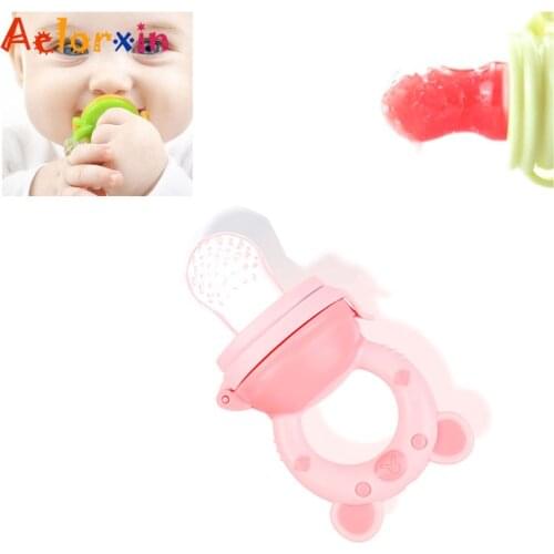 1Pcs Cute Animal Bear Pattern Fresh Food Nibbler Baby Pacifiers Feeder Kids Fruit Feeder Nipples Feeding Safe Baby Supplies