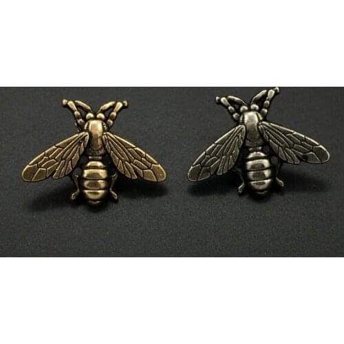 High-grade vintage cute bees brooch small bee brooch pins for men women Deer Antlers Head Pin fashion jewelry 1 PC