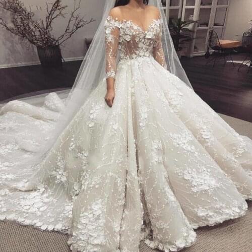 Gorgeous See Through Top 3D Appliques Wedding Dresses Sheer Long Sleeves Lace Ball Gown Bridal Gowns 2021 Vestido De Novia