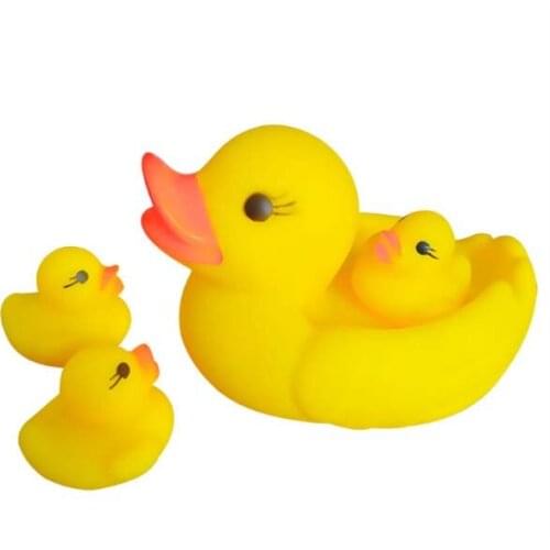 4pcs/Set Yellow Duck Elastic Simulation Squishy Yellow Ducks Bathing Toys for Funny Cute Baby Water Family Bath Toys