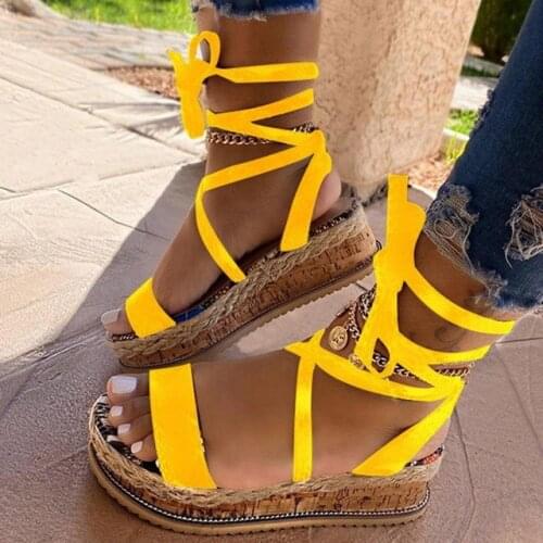 Yellow Black Women Summer Fashion Lace Up Snake Printed Beach Sandals Casual Cross-tied Ankle Strap Flat Shoes Zapatos De Mujer