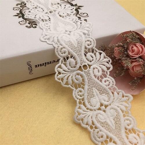 10Yards Polyester Ivory Lace Trims Garment Accessories Computer Embroidery Lace Barcode 8CM
