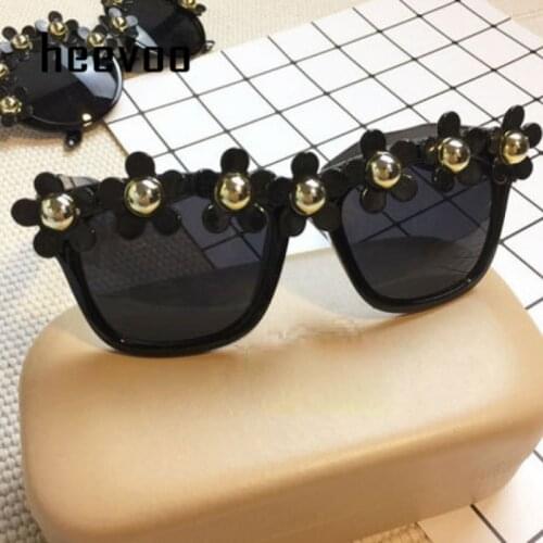 Big Womens Sunglasses Square Shape Diamond Sun Glasses UV400 Oversized Pearl And Flower Eyeglass oculos de sol