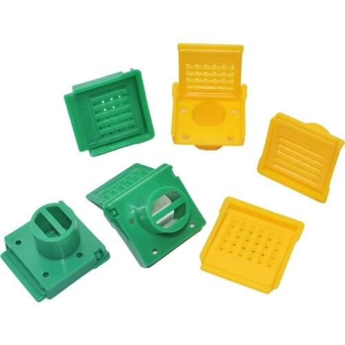 Langstroth Dadant Beehive Entrance Plastic Bee Box Entrance Reducer Gate Control Bees In and Out Beekeeping Tool