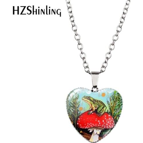 2020 New Frog with Mushrooms Pendant Necklace Funny Glass Cabochon Photo Handmade Jewelry Heart Pendants