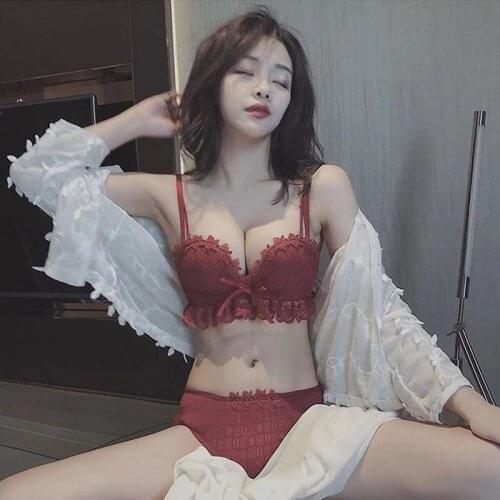 Japanese fresh sexy lace gathered suit underwear women thickened adjustable girls bra without rims pink lingerie set