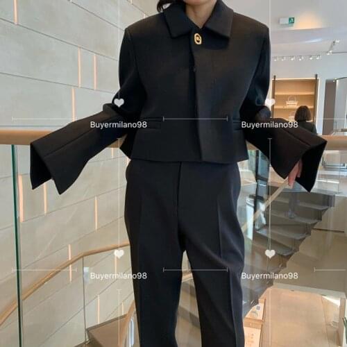 Luxury Design 2021 Winter Collection Minimal High Street Fashionable 92% Wool Short Blazer