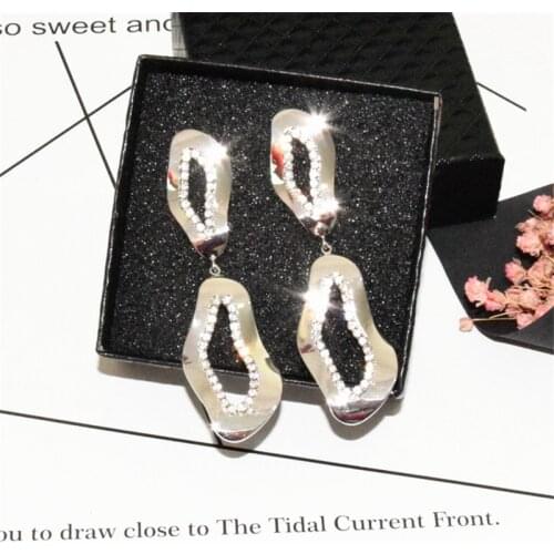 Ajojewel New Fashion Rhinestone Irregular Metal Geometric Earrings Long Drop Earrings For Women Ladies Costume Jewelry Wholesale