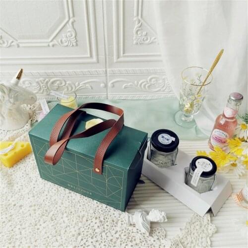 Gift cardboard boxes Holiday gifts wedding favors for guests Dragees for wedding baptism candy container children gift party bag