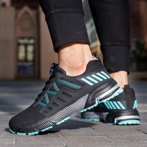 2021 New Spring Breathable Black Shoes Men Casual Big Size Mesh Sneakers Men Shoes Lightweight Classic Trending Couple Shoes Men