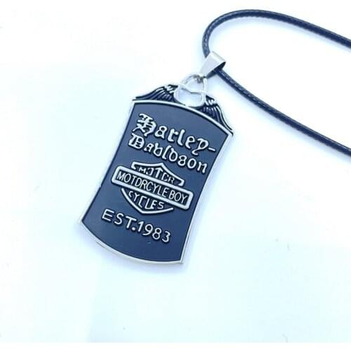 Trendy Titanium Steel Womens Sweater Chain Necklace Mens Army Brand Pendant Street Jump Di Halloween Gift Fashion Jewelry