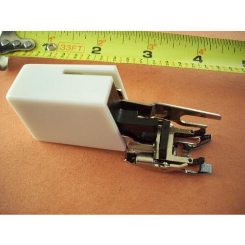 SINGER LOW SHANK HOME SEWING EVEN FEED and WALKING FOOT #423242-451