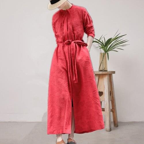 19 Xiaxigua Red Flax Cotton Round Neck Cardigan Dress Single Row Buckle Chalaza Waist Longuette 90224 h190422