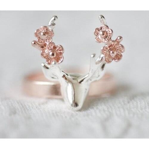 Bettyue New Season Charming Ornaments Women And Ladies Plum Blossom Cute Deer Ring Christmas Present For Friends Lovers In Party