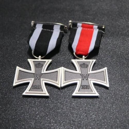 2PCs German Badges Iron Cross 2nd Class Prussia Military Medal Souvenir Gifts
