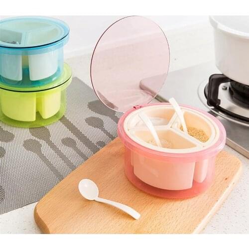 1pc Salt Pepper Jar Seasoning Container Portable 3 Grids Seasoning Bottle Spice Jar With Lid & Spoon Kitchen Tools