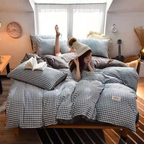 Milk velvet 4-piece set , skin friendly and comfortadle , fashionable atmosphere bedding