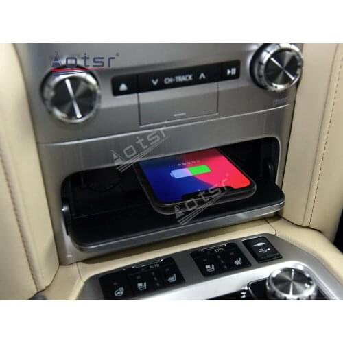 For Toyota LAND CRUISER 2014+ Car Wireless Charger QI Intelligent Infrared Fast Charging Phone holder for iPhone Samsung Huawei