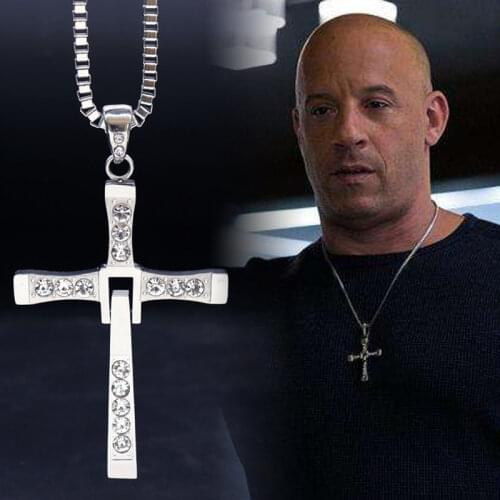 Hip Hop The Movie Fast and Furious Pendant Dominic Toretto Cross Mens Necklace Gothic Crystal Cross Pendants for Men Jewelry