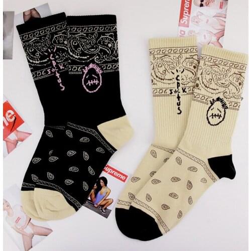 Unisex 2Colors Breathable Mid Tube Socks 1Pair Hip Hop Style Casual Sports Socks Cotton Cashew Flower Pattern Sock