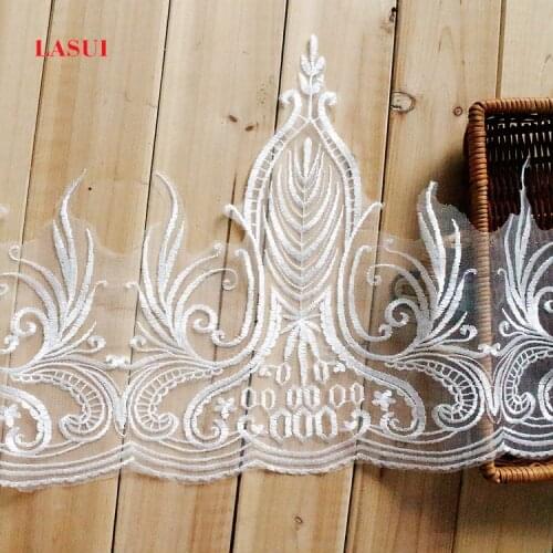 LASUI 34 cm off white Elegant retro embroidered lace accessories For wedding dress, veil, headdress, costumes, DIY 0168