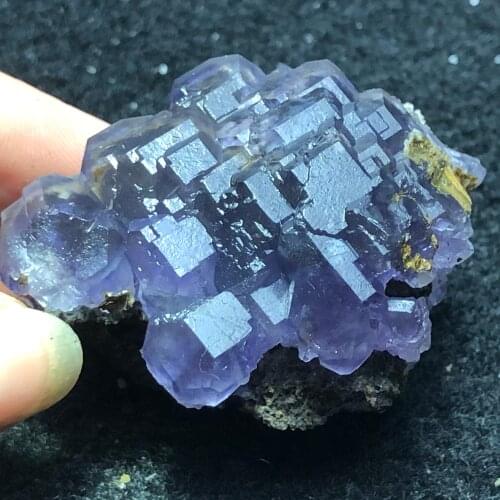 86.6gTanzanian blue fluorite and crystal symbiotic mineral stone decoration and restoration of energy geology teaching specimen
