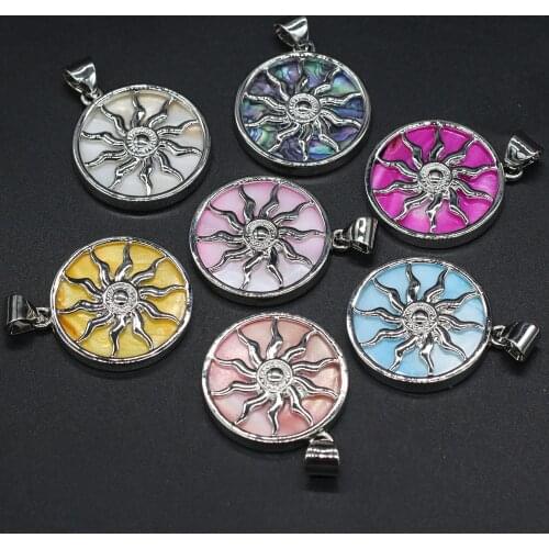 Natural Sea Shell Pendant Silver-Plated Sun God Pattern Necklace Pendant for Charms Jewelry Making DIY Necklace Earrigns Crafts