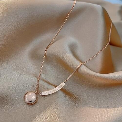 Titanium steel necklace smiley face pendant simple temperament wild net red smile clavicle chain clothing accessories