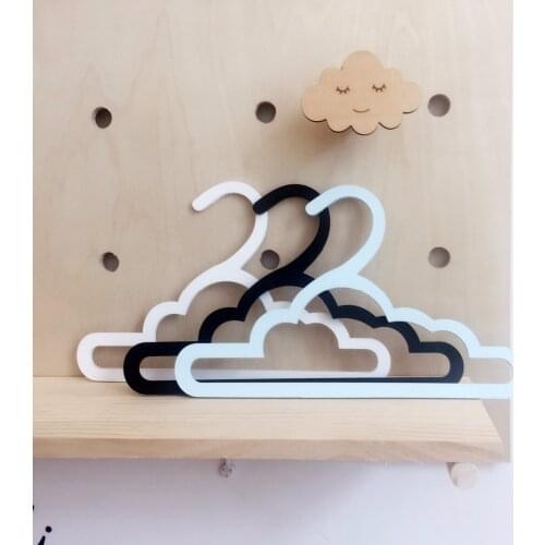 Nordic Scandinavia Handmade Wooden cloud Cloth Hangers Clothes Dryer Rack For Baby Kids Decor Crafts Clothing Display