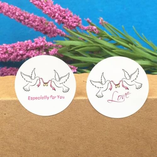 100Pcs Paper Ronud Shape Seal Sticker Labels White Pigeon Handmade Cake Decoration Self adhesive Stickers